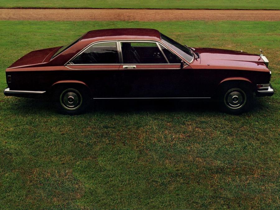  Rolls-Royce Camargue 1975 года  (UK) (фото 15 из 16)